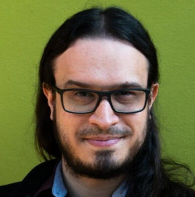 Alexandre Calil | Co-fundador da XRBR, produtor e Designer de UX/CX